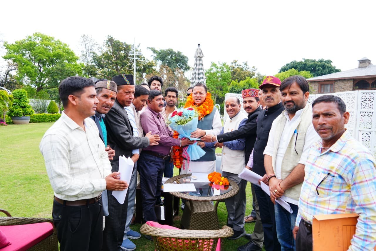 दिवारीखौल जोखणी मोटर मार्ग की वित्तीय स्वीकृति के लिये क्षेत्रीय जनप्रतिनिधियों ने सीएम का जताया आभार
