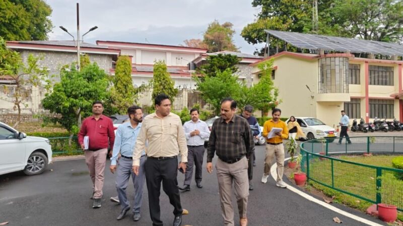 धामी सरकार की पहल, सर्किट हाउस एनेक्सी का होगा कायाकल्प, लोकसंस्कृति की झलक के साथ आधुनिक सुविधाओं से सुसज्जित होगा राज्य अतिथि गृह. आवास सचिव डॉ आर राजेश कुमार के औचक निरीक्षण में तेज हुई कायाकल्प की प्रक्रिया