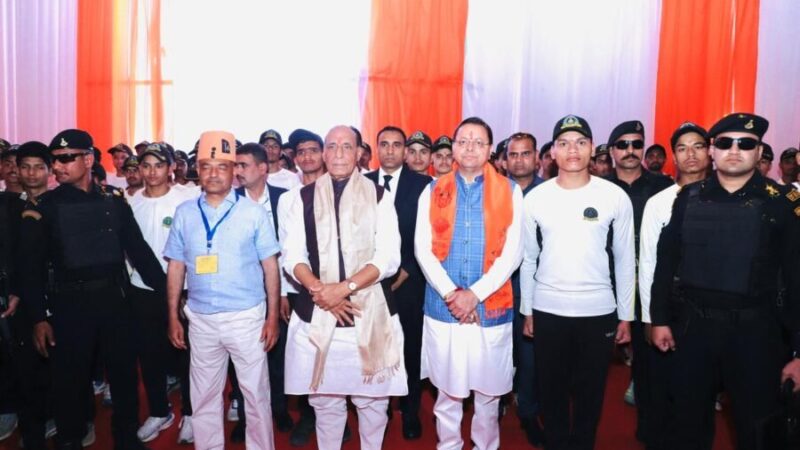 चयनित अग्निवीरो से मिले रक्षामंत्री राजनाथ सिंह, कहा – भारतीय सेना में आपका स्वागत है