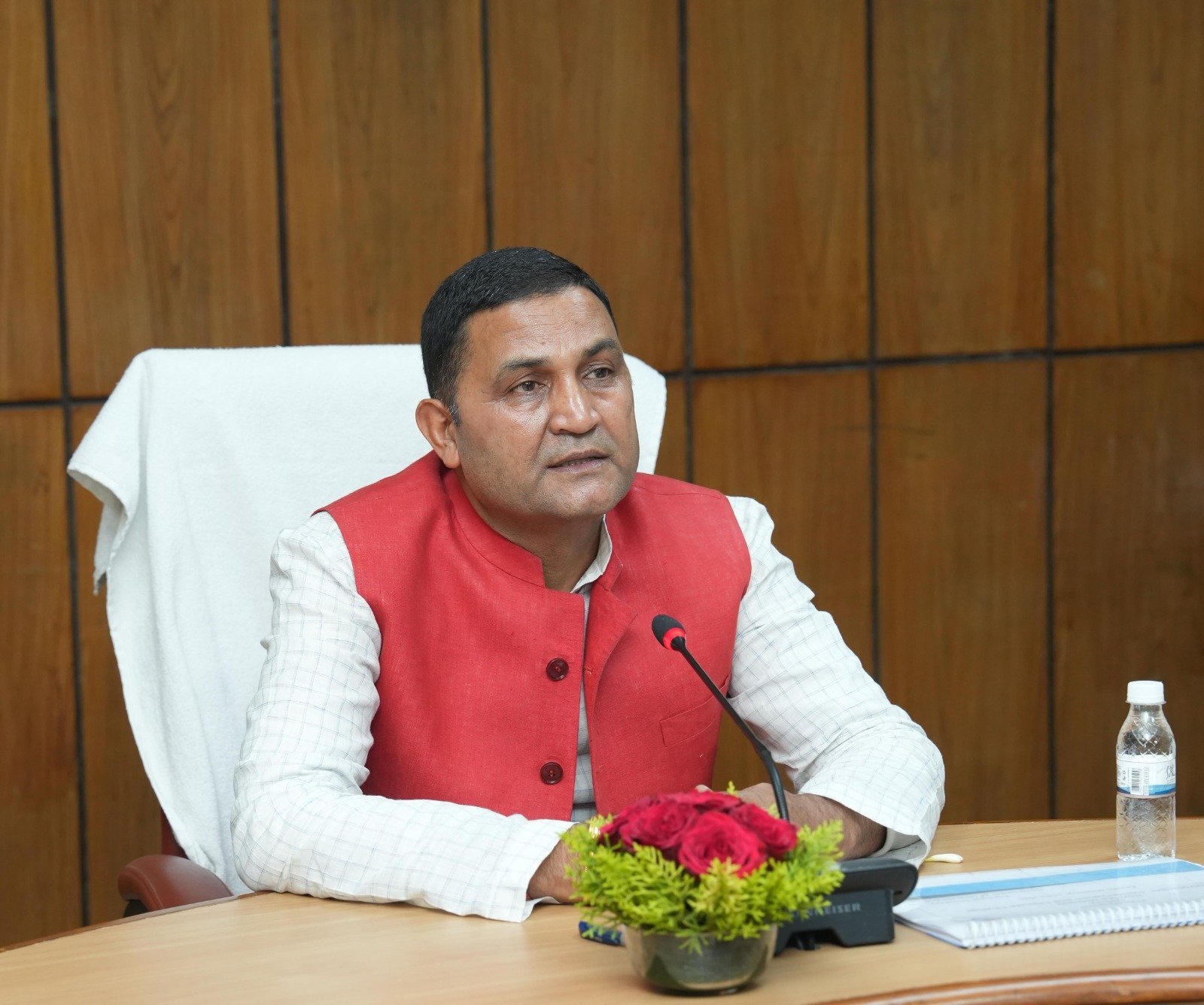 नौलों और जलस्रोतों के संरक्षण पर जोर, मंत्री राम सिंह कैड़ा ने दिए सख्त निर्देश