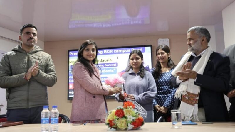 डीएम स्वाति एस. भदौरिया ने प्रेरणा कोचिंग में विद्यार्थियों से किया संवाद, सफलता के दिए अहम मंत्र