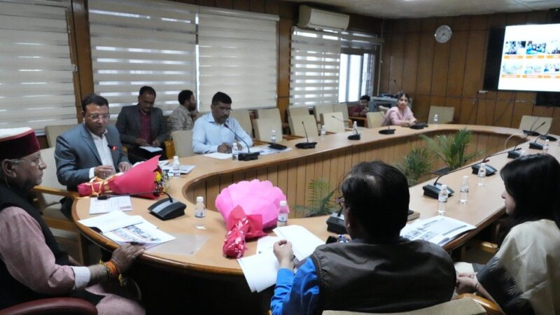 जनकल्याणकारी योजनाओं की नई रूपरेखा तैयार करने के निर्देश