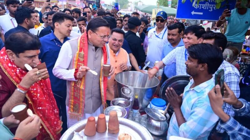 काशीपुर चैती मेले में मुख्यमंत्री धामी ने की पूजा-अर्चना, मां बाल सुंदरी मंदिर के सौंदर्यीकरण की घोषणा