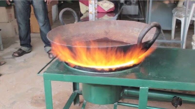 उत्तराखंड : गैस संकट से रेस्टोरेंट संचालक परेशान, डीजल भट्ठियां बनीं नया विकल्प, ऐसे करती हैं काम