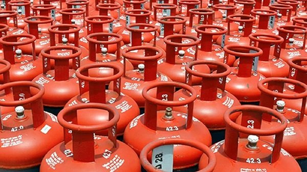 रसोई गैस की किल्लत के बीच बचत की अपील, छोटे प्रयासों से बड़ी राहत संभव