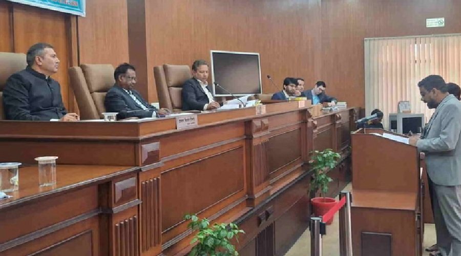 प्रस्तावित बिजली दरों में भारी बढ़ोतरी पर उत्तराखंड विद्युत नियामक आयोग में तीखा विरोध