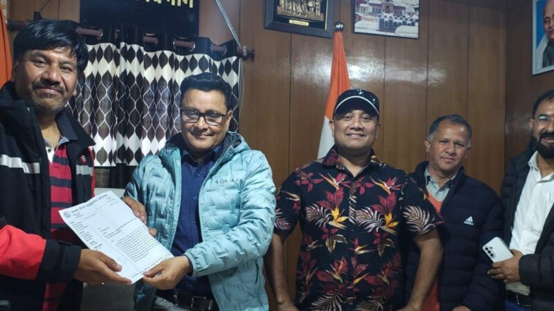 यात्राकाल में यात्रियों की सीमित संख्या का विरोध, होगा धरना प्रदर्शन