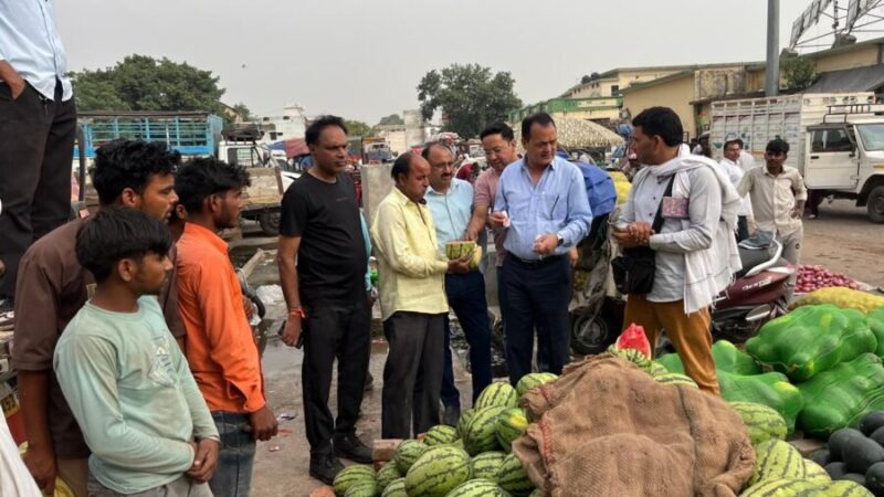 फल सब्जियों में कीटनाशकों के अंधाधुंध इस्तेमाल पर सरकार सख्त, कृषि विभाग के साथ मिलकर जनजागरुकता अभियान चलाएगा खाद्य संरक्षा एवं औषधि प्रशासन