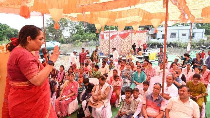 विधानसभा अध्यक्ष ऋतु खण्डूडी भूषण ने शिवराजपुर में 700 मीटर इंटरलॉकिंग सड़क का किया उद्घाटन, क्षेत्रवासियों को मिली बड़ी राहत