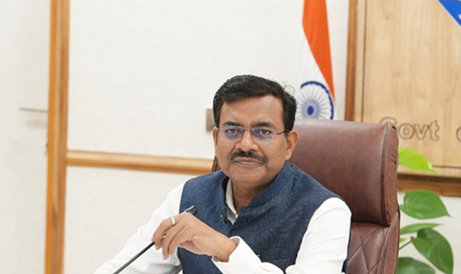 चारधाम यात्रा को सुचारू और सुरक्षित बनाने के लिए मुख्य सचिव की उच्चस्तरीय बैठक, विभागों को दिए निर्देश