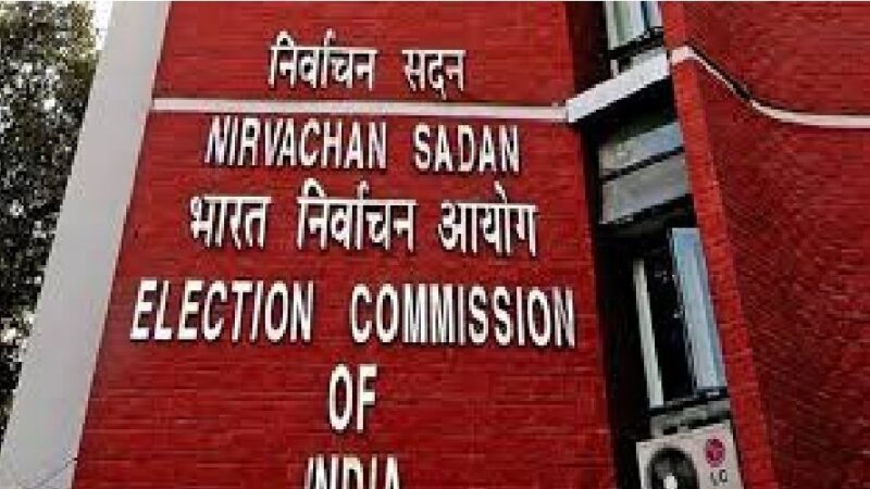 खरगे के बयान पर सियासी घमासान, भाजपा ने चुनाव आयोग से की सख्त कार्रवाई की मांग