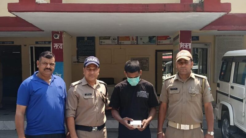 पौड़ी गढ़वाल : सघन चेकिंग के दौरान 3 ग्राम स्मैक के साथ अभियुक्त गिरफ्तार