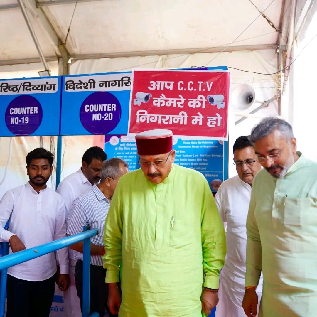 हरिद्वार : पर्यटन मंत्री सतपाल महाराज ने ऋषिकुल मैदान में बनाए गए यात्री पंजीकरण केंद्र का किया निरीक्षण