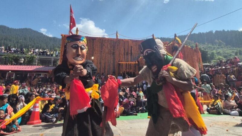 सांस्कृतिक वैभव का संगम : सलुड़ में अंतरराष्ट्रीय ‘रम्माण’ मेले का भव्य समापन