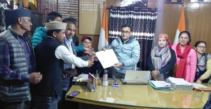 तपोवन विष्णुगाड परियोजना पर गतिरोध बरकरार : ग्रामीणों-एनटीपीसी की त्रिपक्षीय वार्ता बेनतीजा, छह दिन से काम ठप