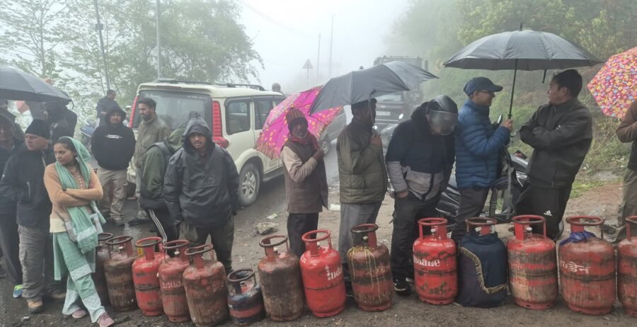 चमोली : विवाह समारोहों के लिए अब मिलेंगे अधिकतम 2 व्यावसायिक सिलेंडर