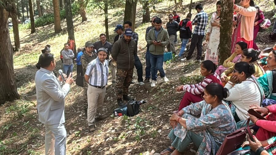 महिलाओं को बोर होल पद्धति से लीसा विदोहन का प्रशिक्षण, वन आधारित आजीविका को मिलेगा बढ़ावा