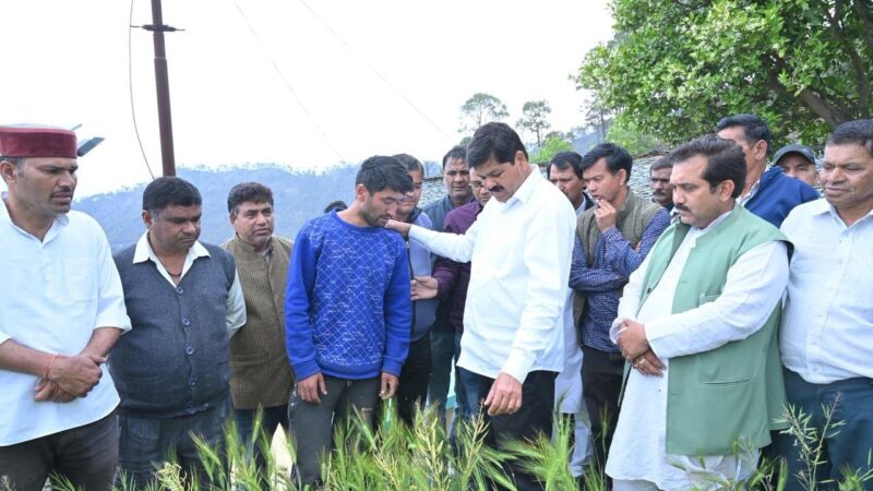 पोखड़ा ब्लॉक के भटकोट में आदमखोर बाघ ने 4 वर्षीय बच्ची को बनाया, मौके पर पहुंचे कांग्रेस प्रदेश अध्यक्ष गणेश गोदियाल