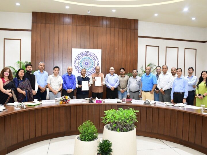 आईआईटी रुड़की और उत्तराखंड स्पेस एप्लीकेशन सेंटर के बीच हुआ एमओयू, अंतरिक्ष विज्ञान एवं जियोस्पेशियल तकनीक में सहयोग को बढ़ावा