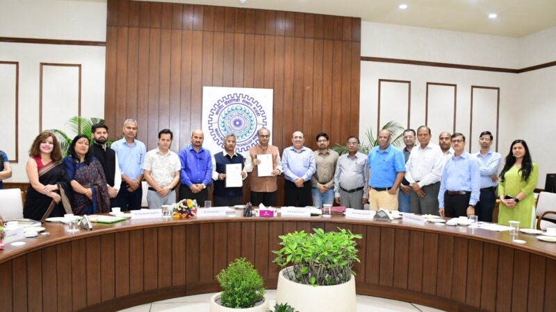 आईआईटी रुड़की और उत्तराखंड स्पेस एप्लीकेशन सेंटर के बीच हुआ एमओयू, अंतरिक्ष विज्ञान एवं जियोस्पेशियल तकनीक में सहयोग को बढ़ावा