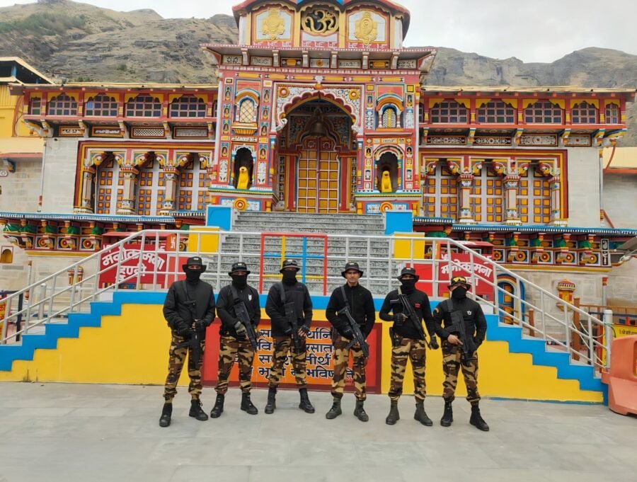 बद्रीनाथ धाम में सुरक्षा व्यवस्था चाक-चौबंद, चमोली पुलिस ने संभाली कमान