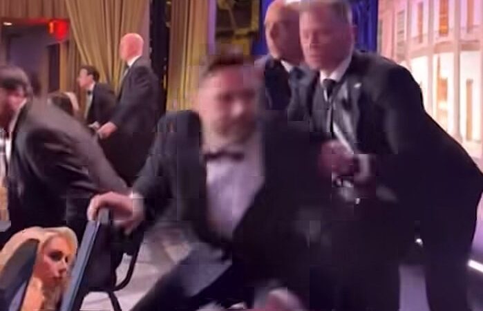 व्हाइट हाउस क्रॉसपॉन्डेंट्स डिनर पार्टी में गोलीबारी से मचा हड़कंप, ट्रंप समेत मंत्रिमंडल के महत्वपूर्ण सदस्य थे मौजूद