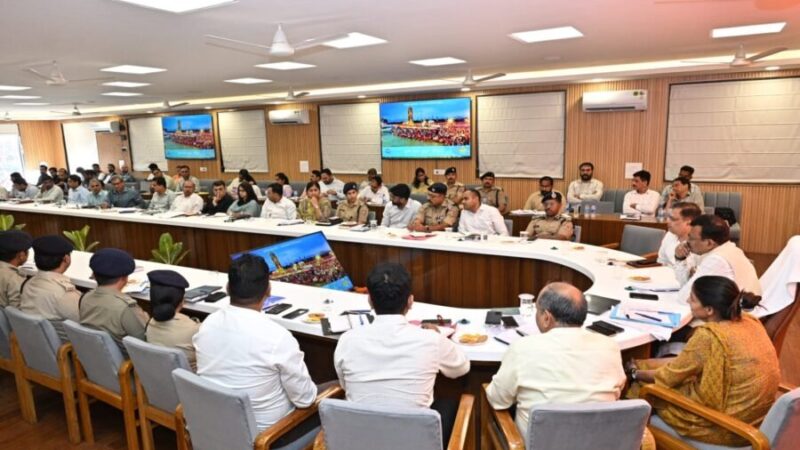 मुख्य सचिव आनंद बर्द्धन ने की कुंभ मेला-2027 की तैयारियों की समीक्षा, विभिन्न संगठनों से भी कुंभ मेला की व्यवस्थाओं को लेकर किया विचार-विमर्श, सभी व्यवस्थाओं को समय से पूरा करने के निर्देश