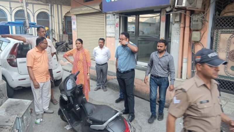 कुंभ मेला-2027 : कनखल क्षेत्र को संवारने और यातायात प्रबंधन की चुनौतियों के समाधान की कवायद तेज, मेलाधिकारी एवं अपर मेलाधिकारी ने पैदल भ्रमण कर कनखल क्षेत्र का लिया जायजा