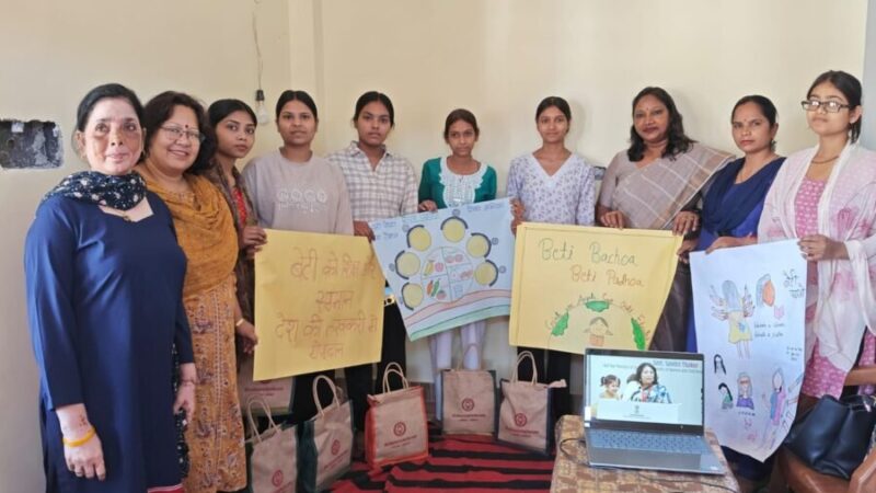 “बचपन के 06 साल, पोषण–पढ़ाई के साथ” आठवें पोषण पखवाड़े का शुभारंभ, महिलाओं और किशोरियों को दी गई पोषण की जानकारी