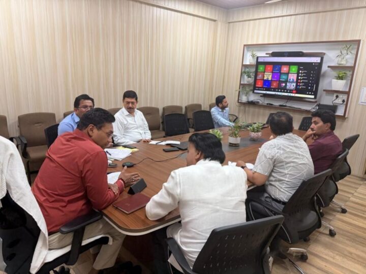 सचिव आवास डॉ. आर राजेश कुमार की अध्यक्षता में बैठक, अर्बन चैलेंज फंड से बदलेगा उत्तराखंड का शहरी परिदृश्य