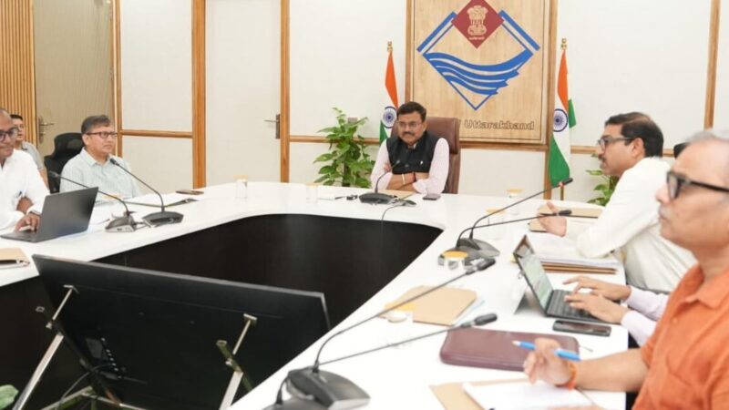 मुख्य सचिव आनन्द बर्द्धन की बैठक में वन संसाधन प्रबंधन पर अहम फैसले