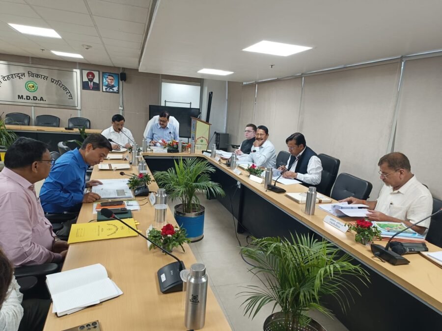 देहरादून के विकास का नया ब्लूप्रिंट, 968 करोड़ के बजट संग शहर को मिलेगा आधुनिक स्वरूप, एमडीडीए की 113वीं बोर्ड बैठक में जनहित, हरियाली और इंफ्रास्ट्रक्चर पर बड़ा फोकस