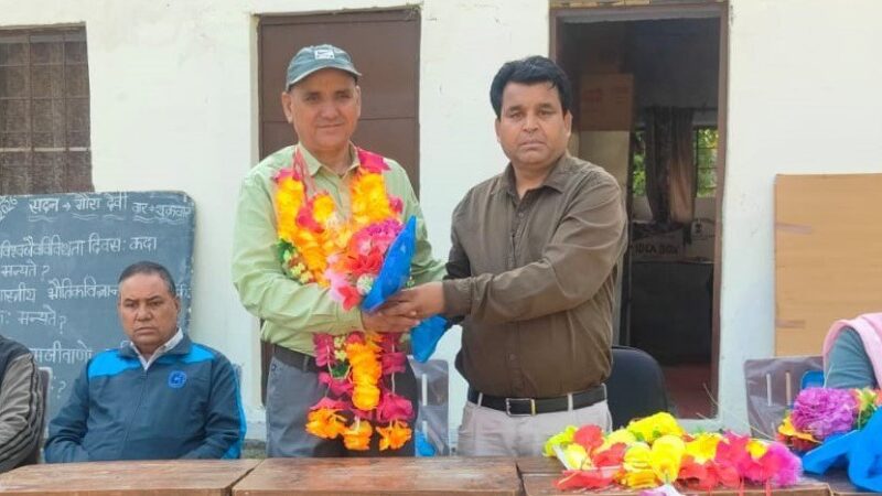 राइका थिरपाक के लिए गौरव का क्षण, महेंद्र चौहान बने चैम्पियन टीचर