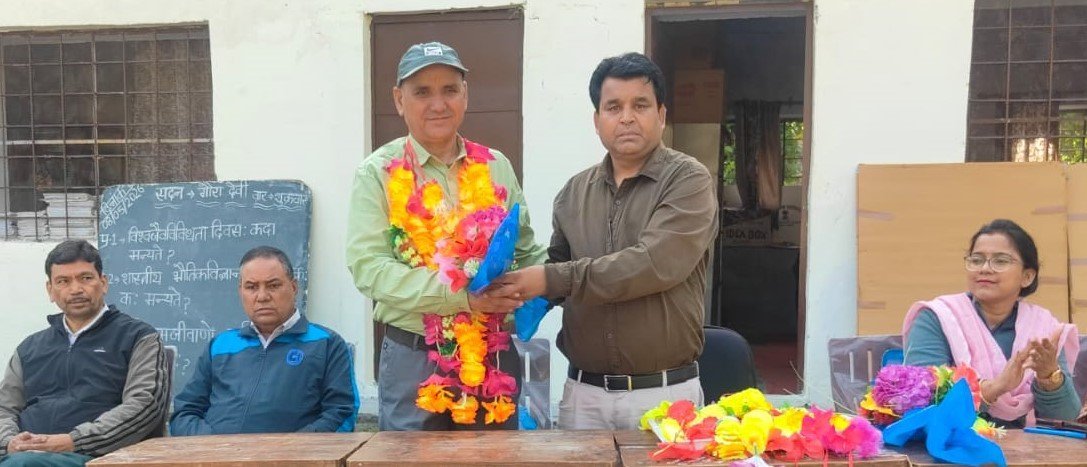राइका थिरपाक के लिए गौरव का क्षण, महेंद्र चौहान बने चैम्पियन टीचर