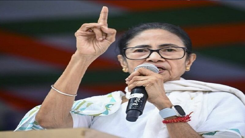 हार के बाद CM ममता बनर्जी ने इस्तीफा देने से किया इनकार, CEC को बताया चुनाव का विलेन