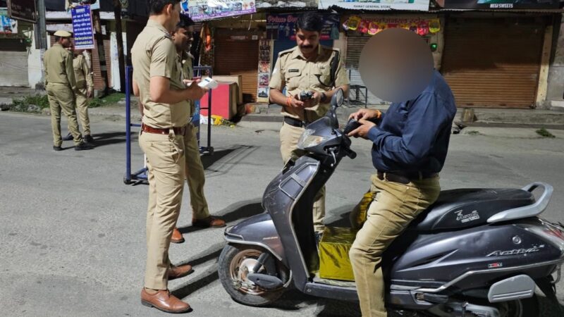 कोटद्वार : शराब पीकर स्टेयरिंग थामने वालों पर चला कानून का डंडा, 5 वाहन सीज
