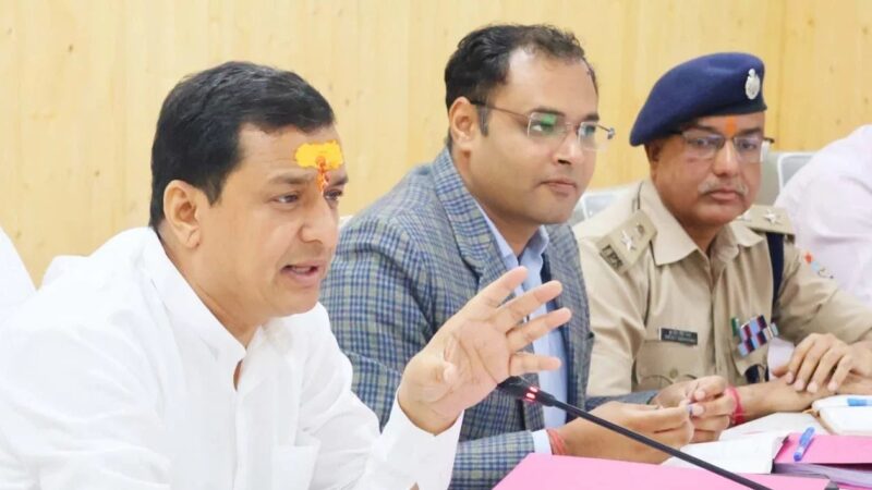केंद्र सरकार की योजनाओं का लाभ अंतिम व्यक्ति तक पहुंचे – सांसद अनिल बलूनी