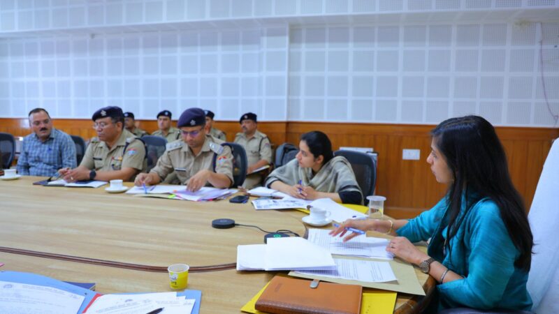 नशे से जुड़े मामलों को तार्किक निष्कर्ष तक पहुंचाना सुनिश्चित करें – डीएम स्वाति एस. भदौरिया