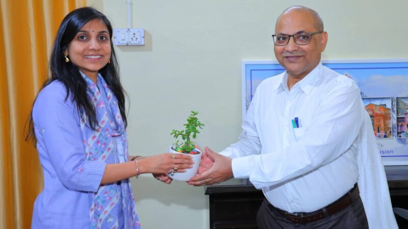 नवनियुक्त गढ़वाल मंडल आयुक्त आनंद स्वरूप ने पौड़ी पहुँच कर संभाला कार्यभार