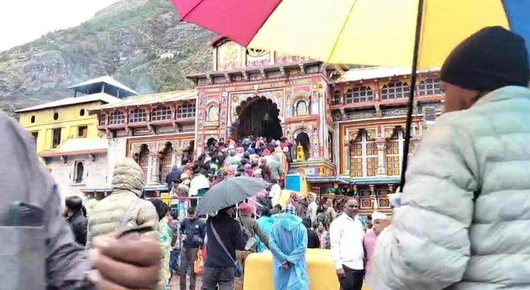 बंगाल और असम में भाजपा की प्रचंड जीत का देवभूमि में उत्सव