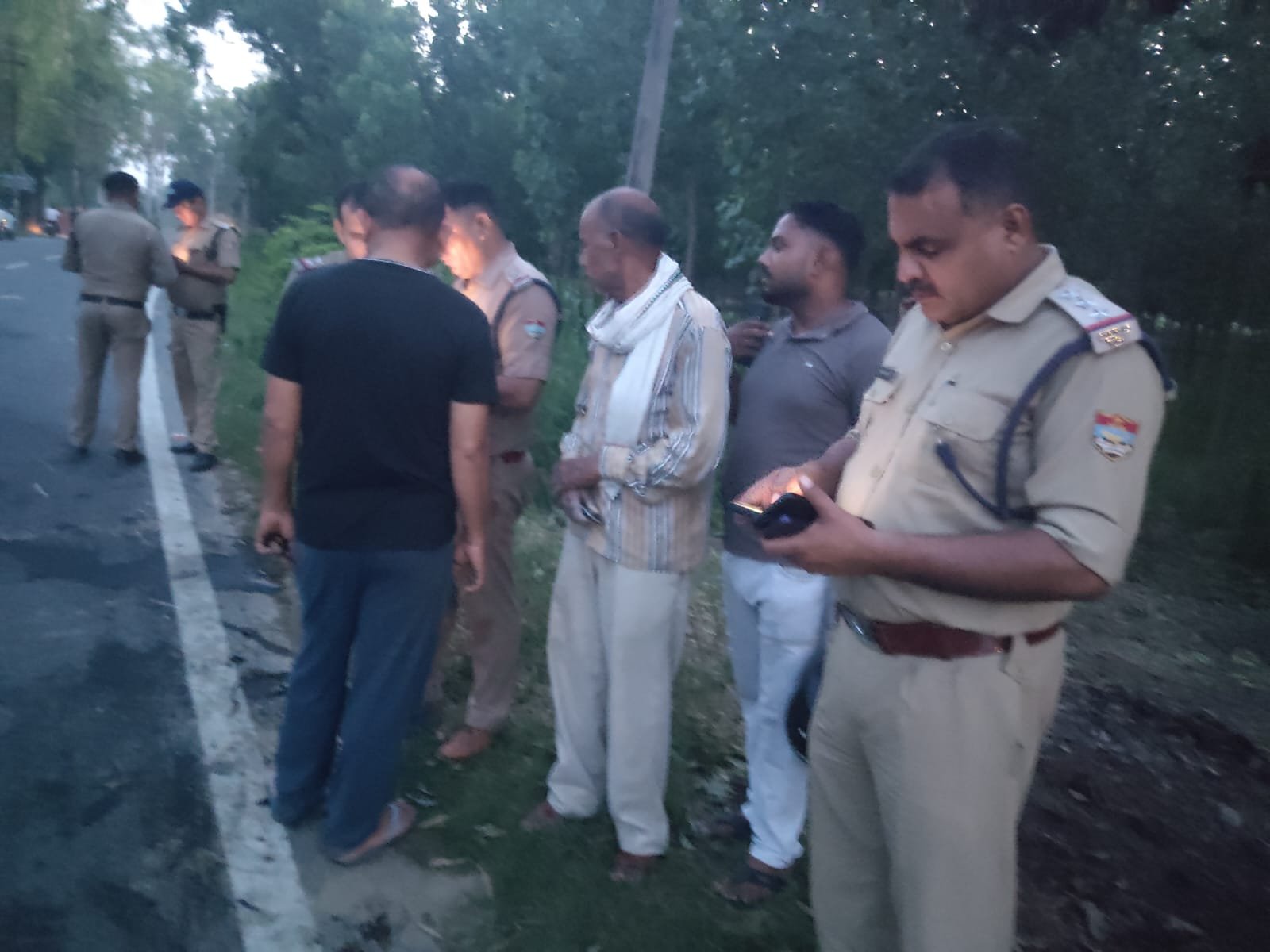 झबरेड़ा में तेज रफ्तार ट्रक ने ली दो युवकों की जान; चालक फरार