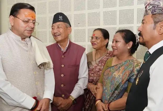 मुख्यमंत्री पुष्कर सिंह धामी ने जनसुनवाई में सुनी जनता की समस्याएं, त्वरित समाधान के दिए निर्देश