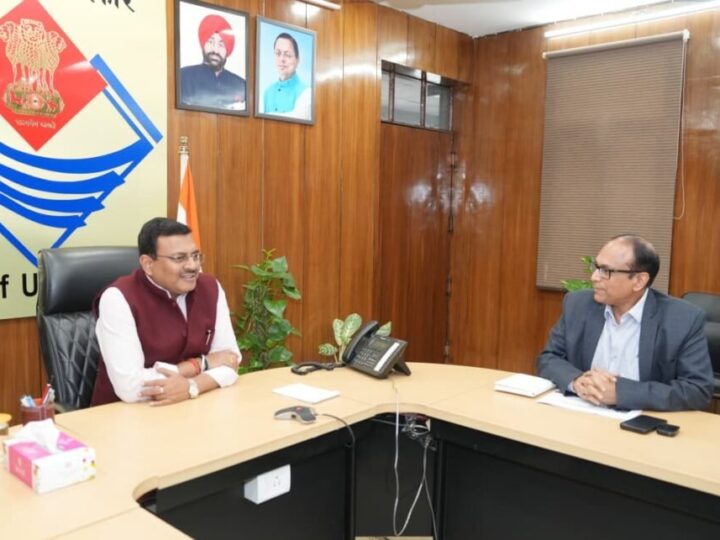 स्कूलों में बनेंगे बुक बैंक और डिजिटल लाइब्रेरी, मुख्य सचिव आनन्द बर्द्धन के सख्त निर्देश