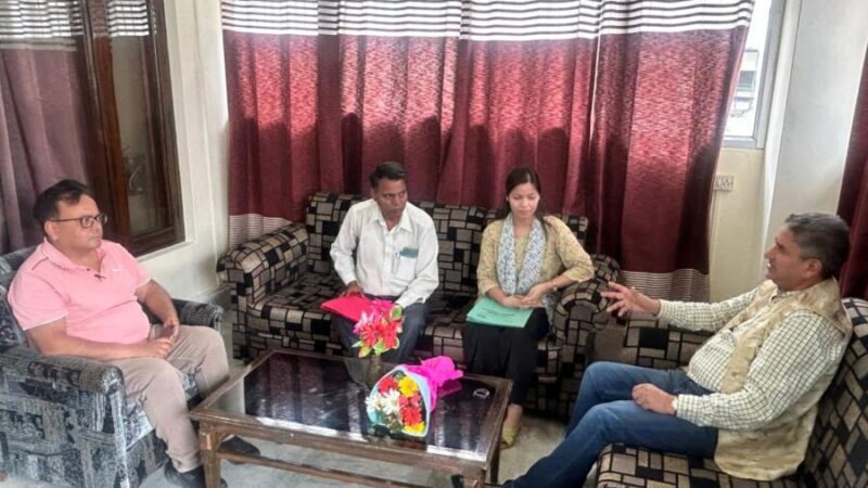 जनगणना कार्यों में न बरतें लापरवाही, समय से पूरा करें हाउस लिस्टिंग कार्य – सचिव दीपक कुमार