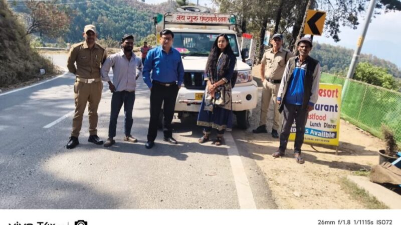 एडीएम शैलेन्द्र सिंह नेगी ने औचक निरीक्षण में सरकारी राशन परिवहन में पकड़ी अनियमितता, चंबा–धनोल्टी रोड पर कनाताल के पास सरकारी खाद्यान्न से भरे दो वाहन सीज