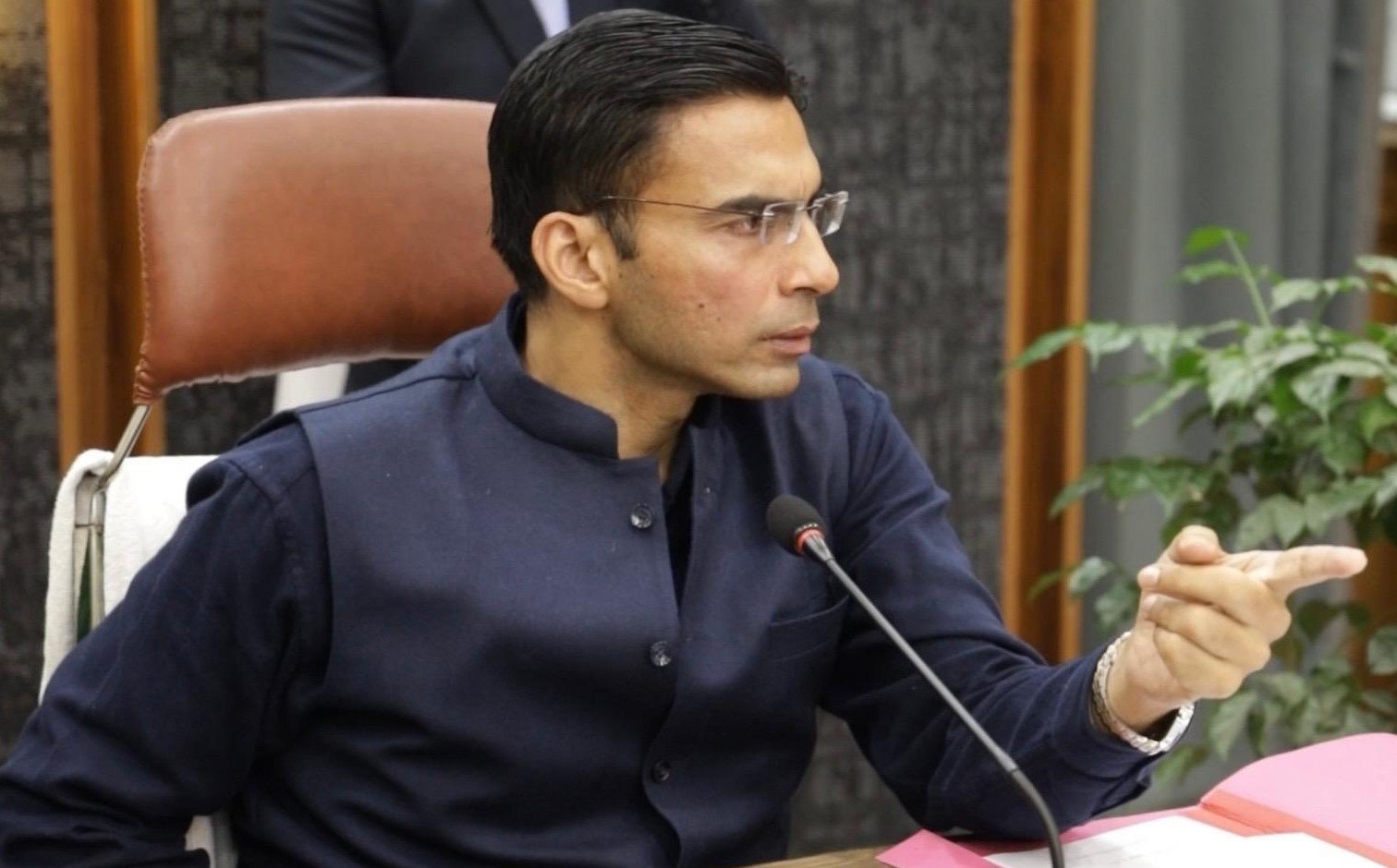 मानकों के विपरीत संचालित 96 होमस्टे पर जिला प्रशासन की बड़ी कार्रवाई