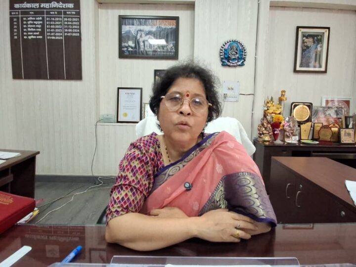 हीट स्ट्रोक से बचाव को लेकर स्वास्थ्य विभाग अलर्ट, स्वास्थ्य महानिदेशक डॉ. सुनीता टम्टा ने प्रत्येक चिकित्सा इकाई में हीट स्ट्रोक रूम बनाने के दिए निर्देश