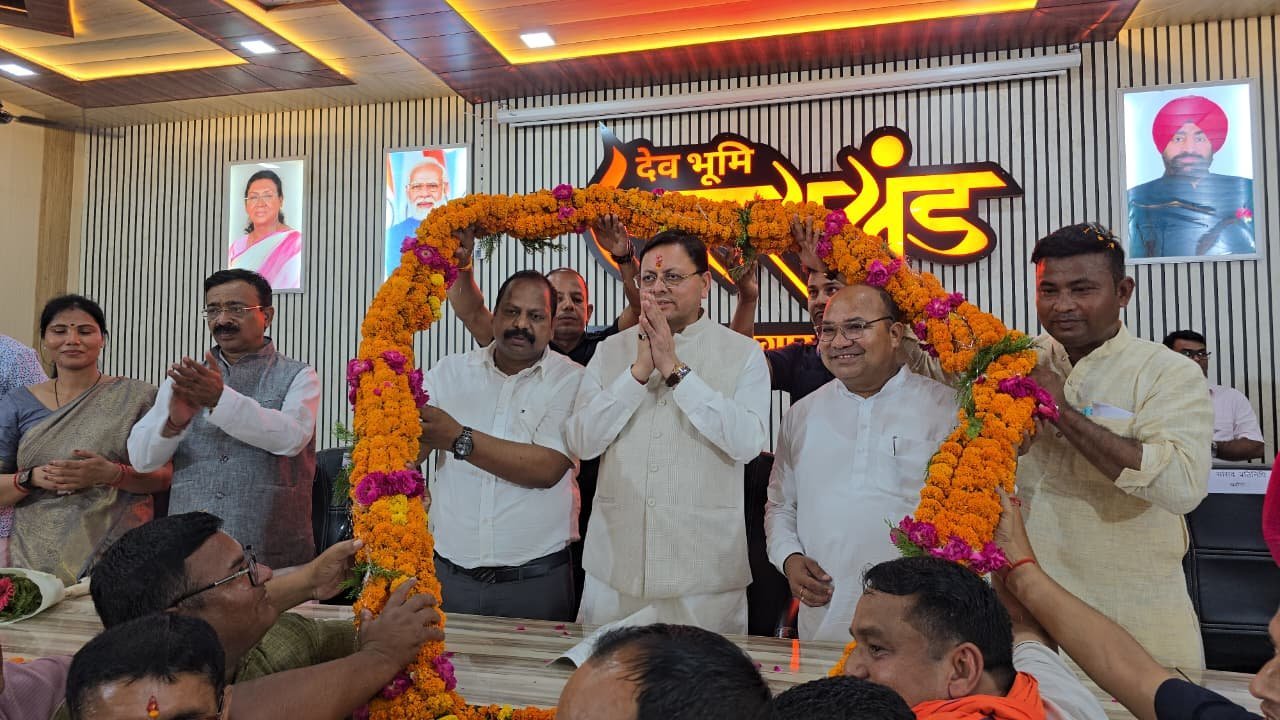 मुख्यमंत्री ने किया पंचायत जनप्रतिनिधियों से किया जन संवाद 