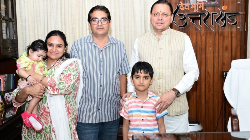 वरिष्ठ पत्रकार हेम भट्ट को न्याय दिलाने का मुख्यमंत्री ने दिया भरोसा