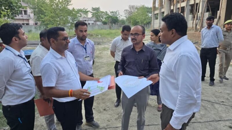 सचिव डॉ. आर राजेश कुमार ने रुद्रपुर में आवास, ट्रांसपोर्ट नगर और कॉमर्शियल हब परियोजनाओं का किया निरीक्षण, कहा – बागवाला में बने 1872 प्रधानमंत्री आवास जल्द होंगे लाभार्थियों को आवंटित